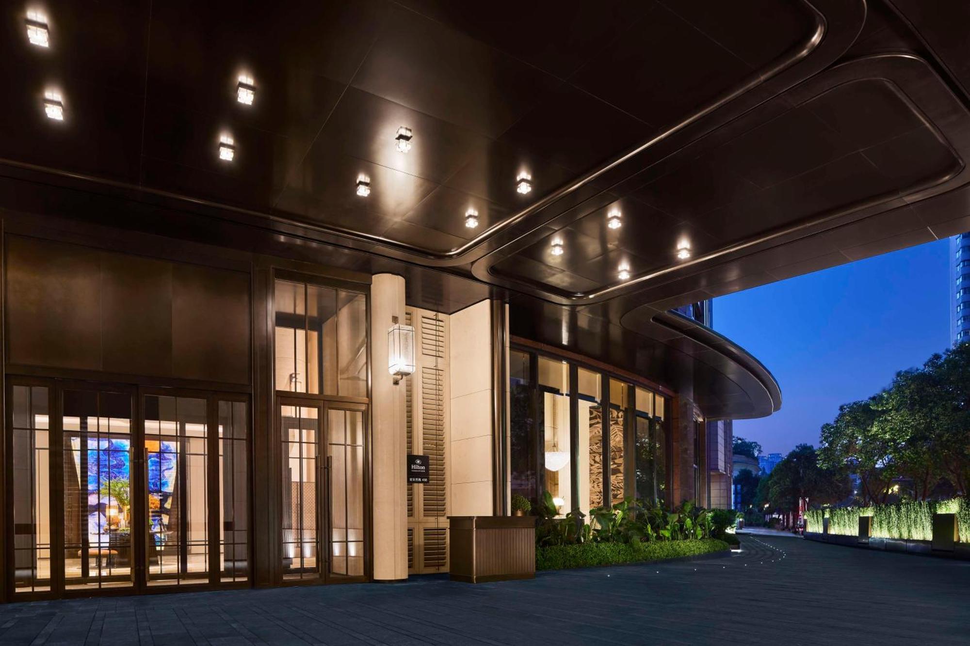 Hilton Shanghai City Center -Steps From Iconic Landmarks Wukang Mansion And Jing'An Temple Εξωτερικό φωτογραφία